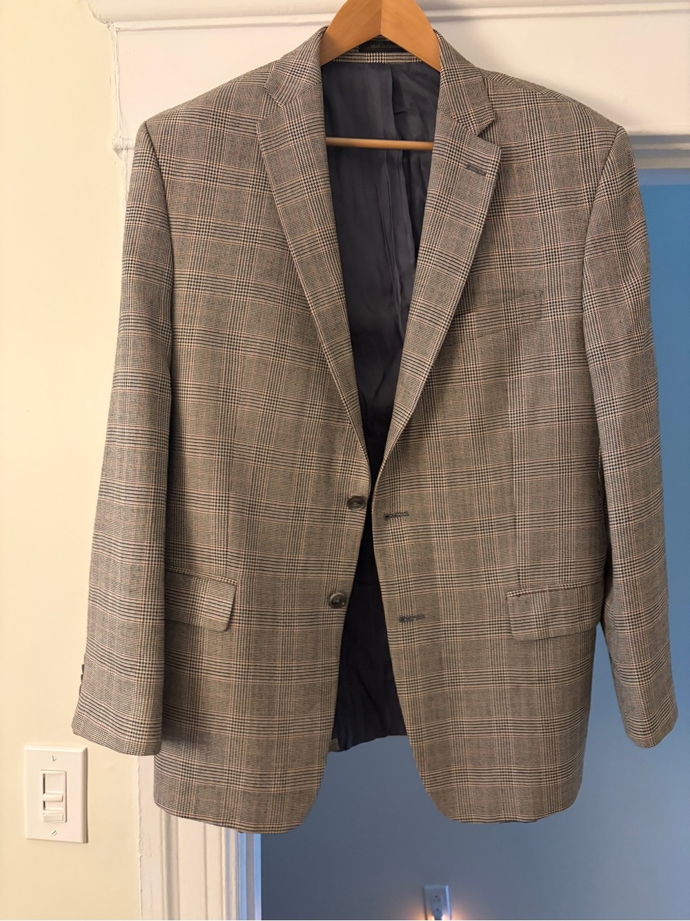 Calvin Klein Silk & Wool Glen Plaid Sport Coat in Gray / Tan / Burgundy